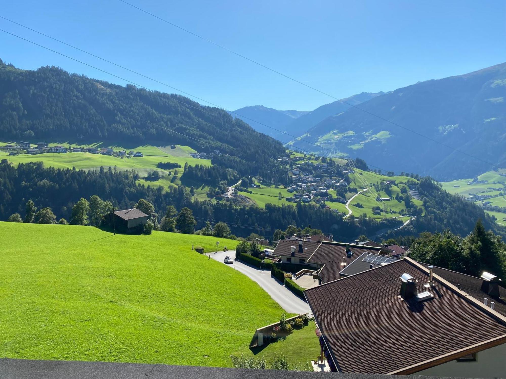 Sunside Apartment Zell am Ziller Exterior foto